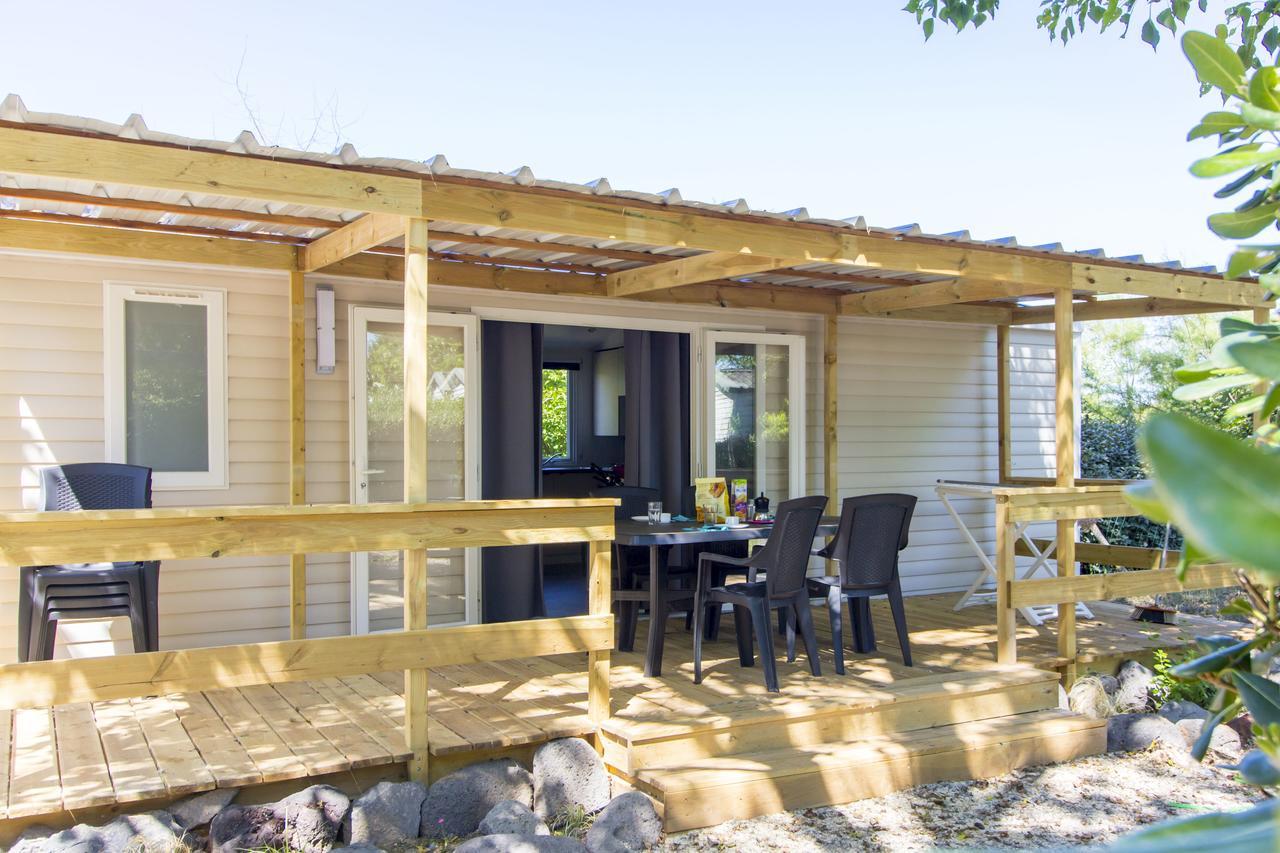 Camping Le Roucan West فيا المظهر الخارجي الصورة